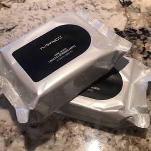 MAC Cosmetics Makeup - Two packs of MAC DEMI WIPES duo set 🌸🌸🌸 MAC Cosmetics Makeup - Two packs of MAC DEMI WIPES duo set 🌸🌸🌸